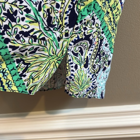 Lilly Pulitzer Cap Sleeve floral Print Top Rayon Size Small - Picture 4 of 10